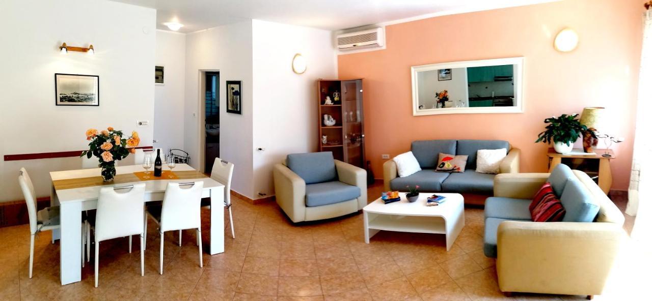 فيلا House Manola روفينج المظهر الخارجي الصورة
