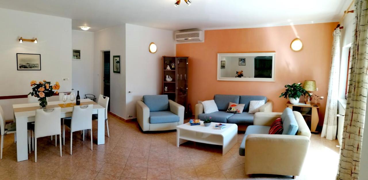 فيلا House Manola روفينج المظهر الخارجي الصورة